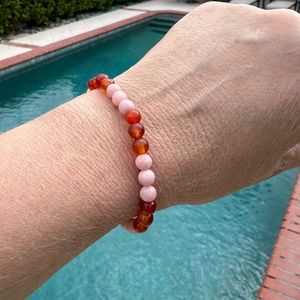 Carnelian and pink calcite bracelet - 6mm beads - handmade